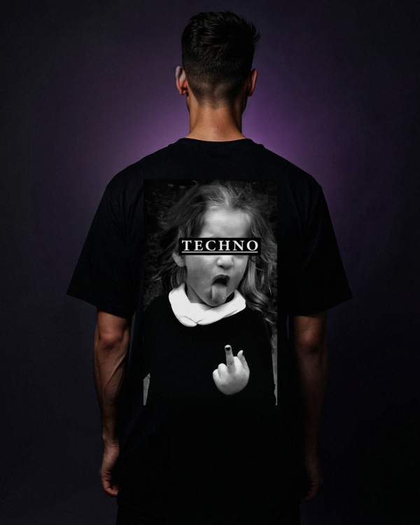Techno Girl Oversized T-Shirt Verkauf
